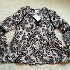 Peplum blouse with cute details